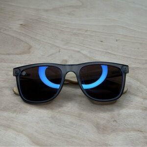 SolarX Retro Trendy Style Unisex Sunglasses Polarized Lens & Bambo Temples